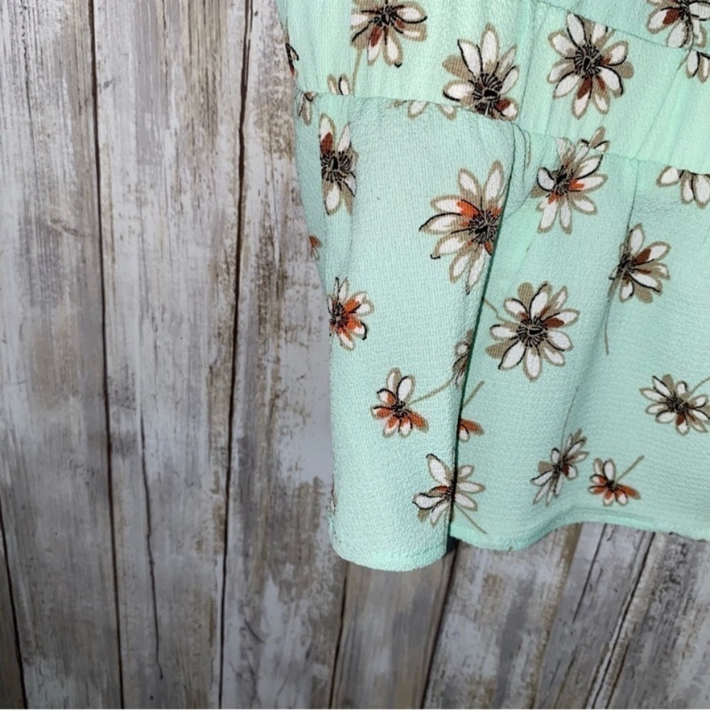 Vero Moda Umsaga Crop Frill Singlet Floral - Picture 4 of 5